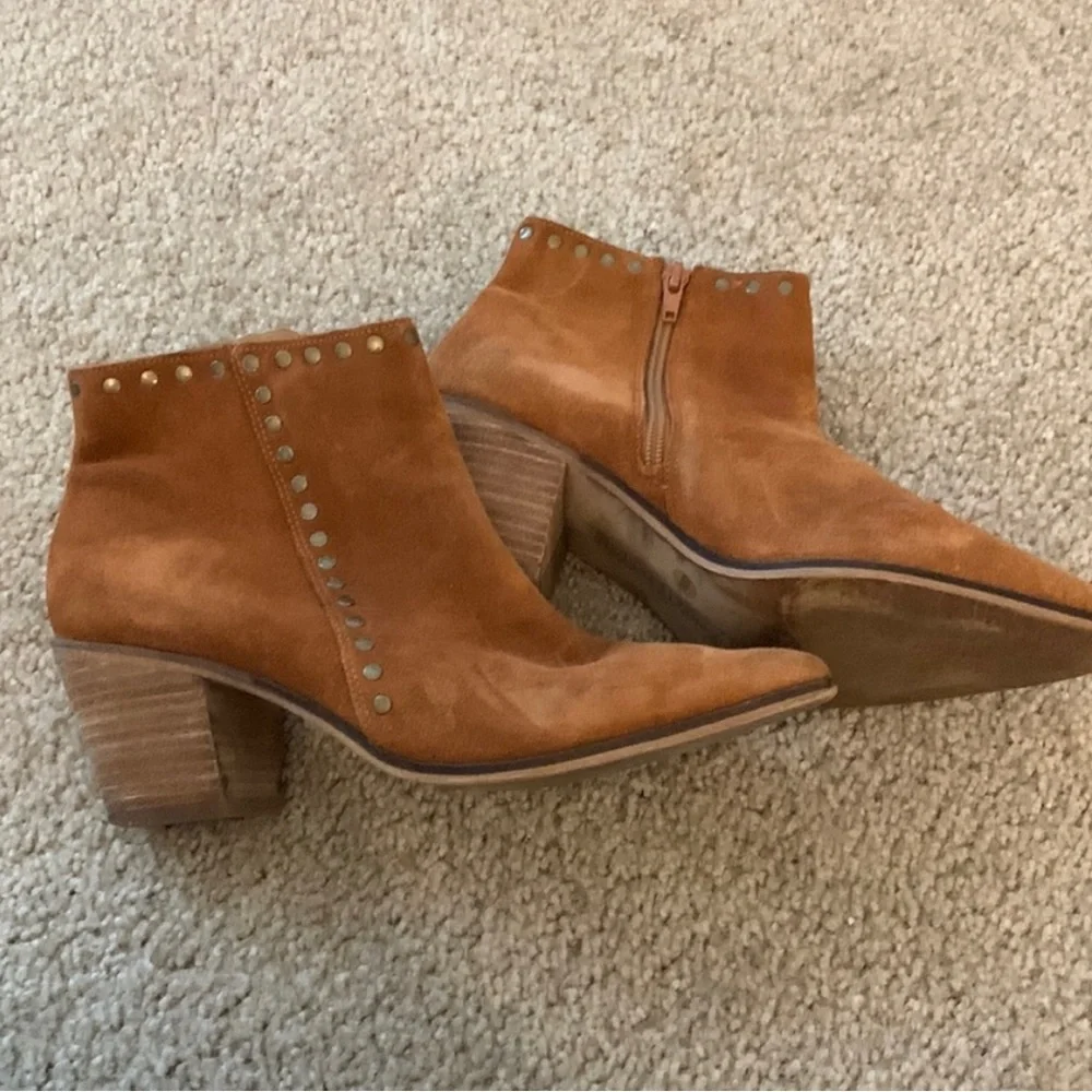 Lucky brand suede boots - Picture 1 of 5
